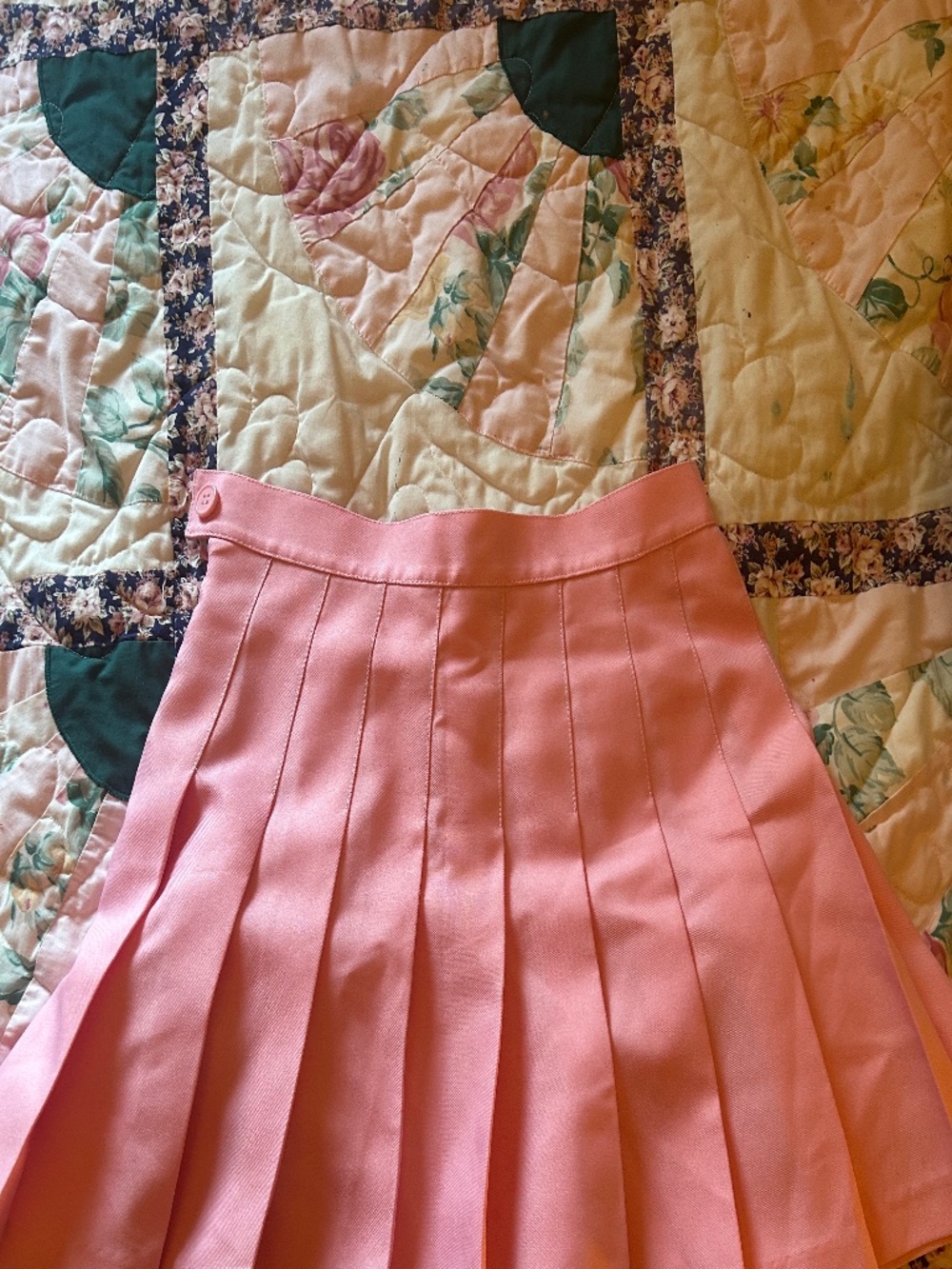 American Apparel Pleated Skirt